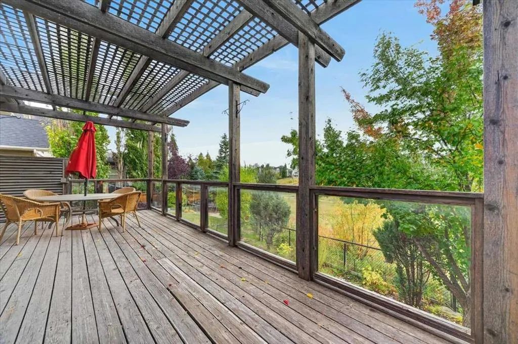 214 Kincora Heights NW