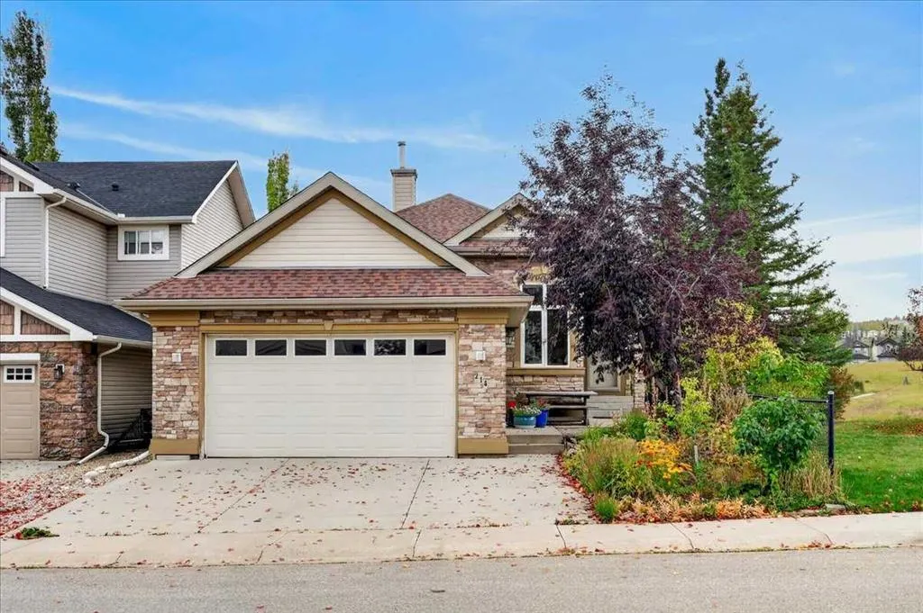 214 Kincora Heights NW