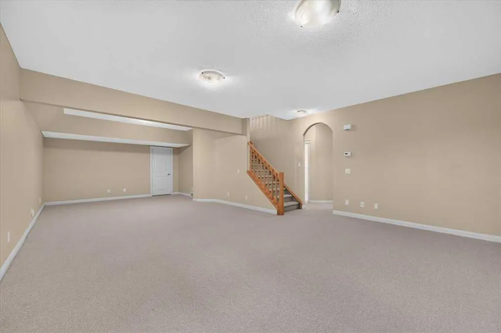 214 Kincora Heights NW