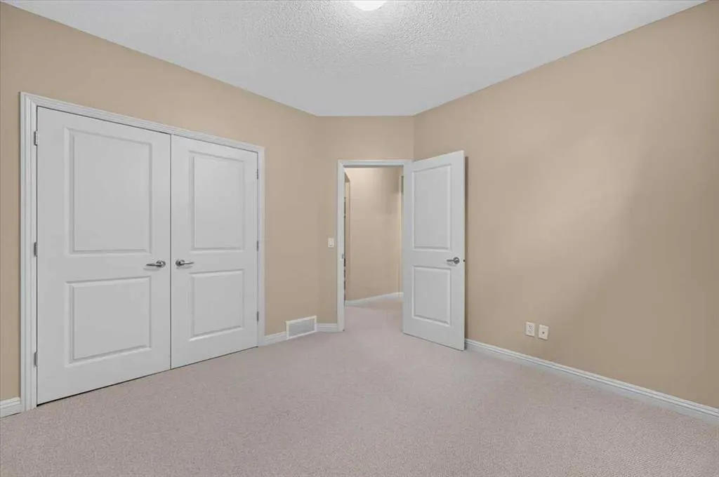 214 Kincora Heights NW