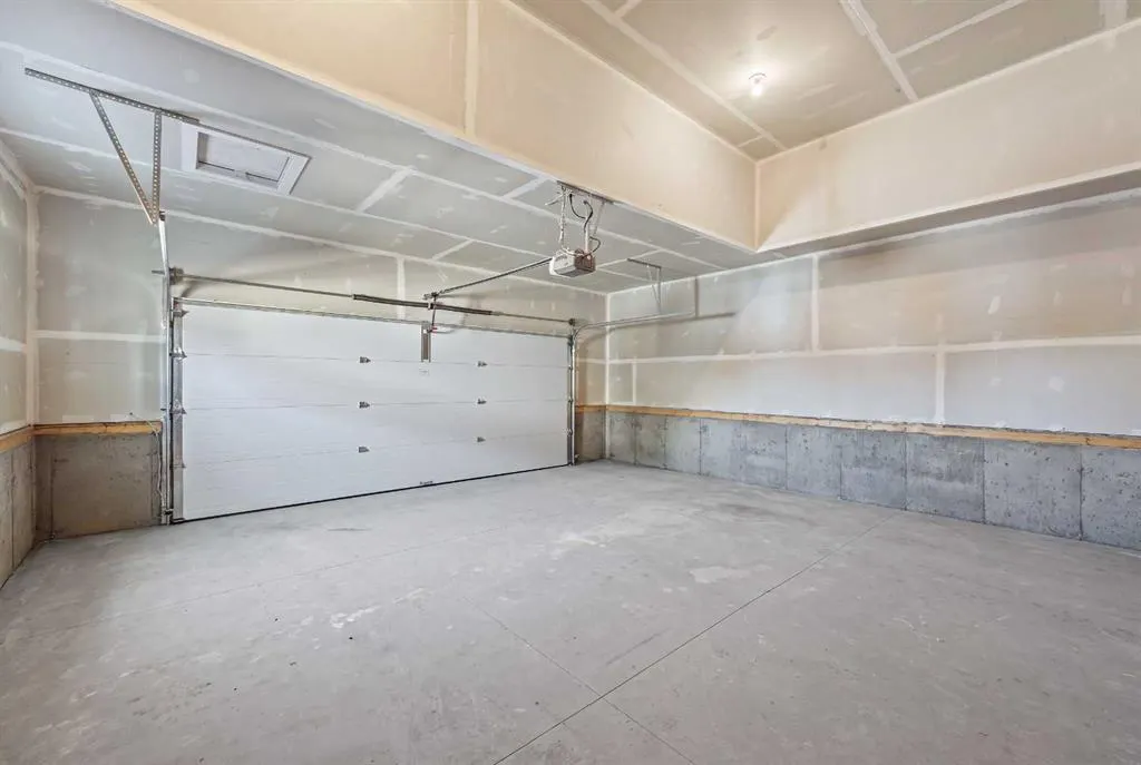 35 Creekside Rise SW