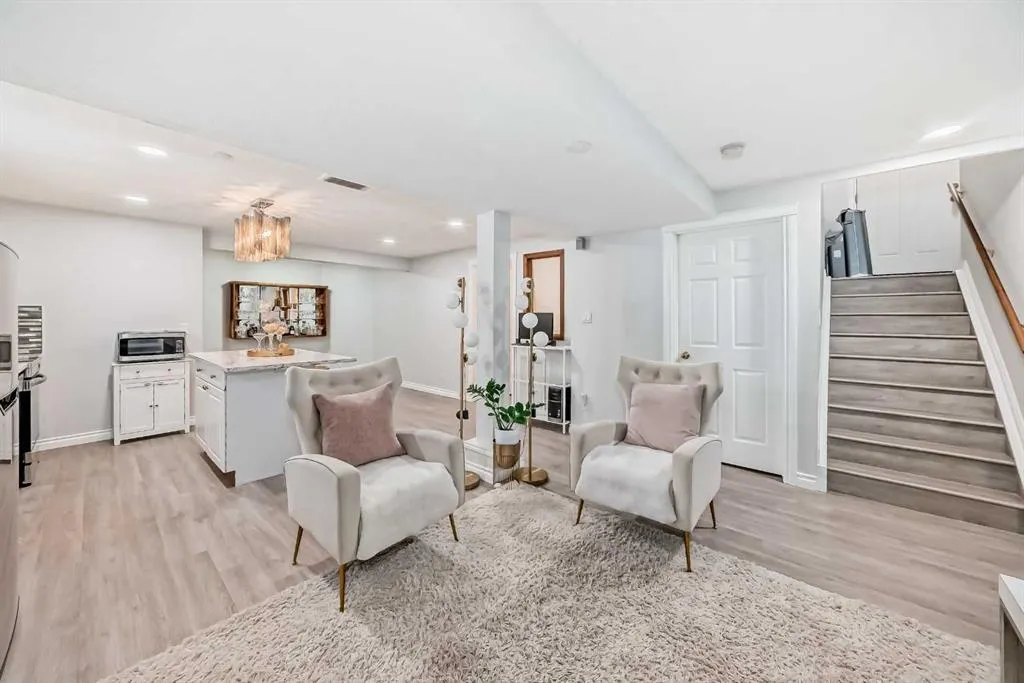 33 Citadel Estates Terrace NW