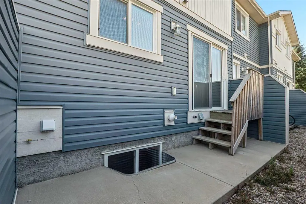 237 Silkstone Road W #4