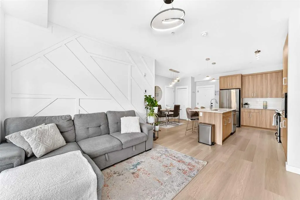 200 Seton Circle SE #3205