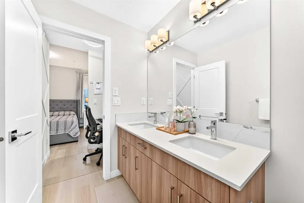 200 Seton Circle SE #3205