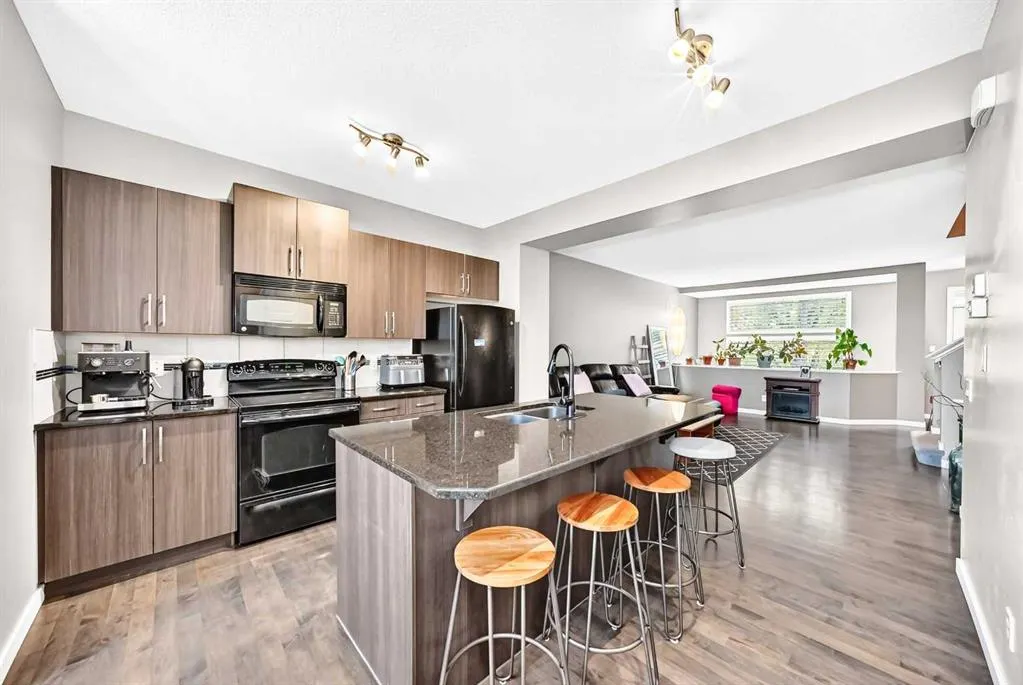 1046 New Brighton Park SE