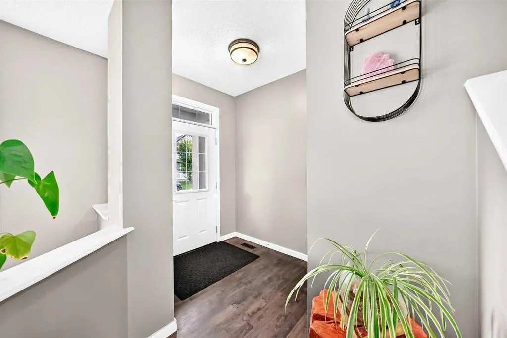 1046 New Brighton Park SE