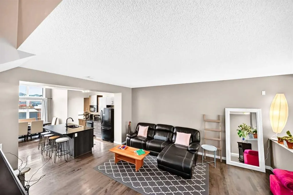 1046 New Brighton Park SE