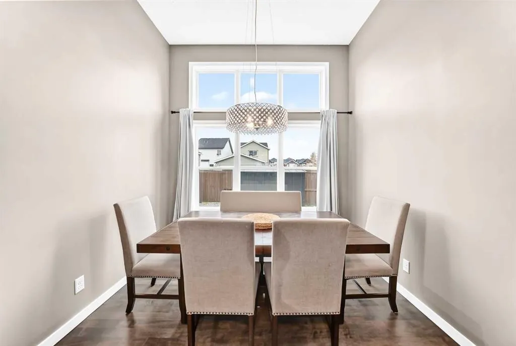 1046 New Brighton Park SE