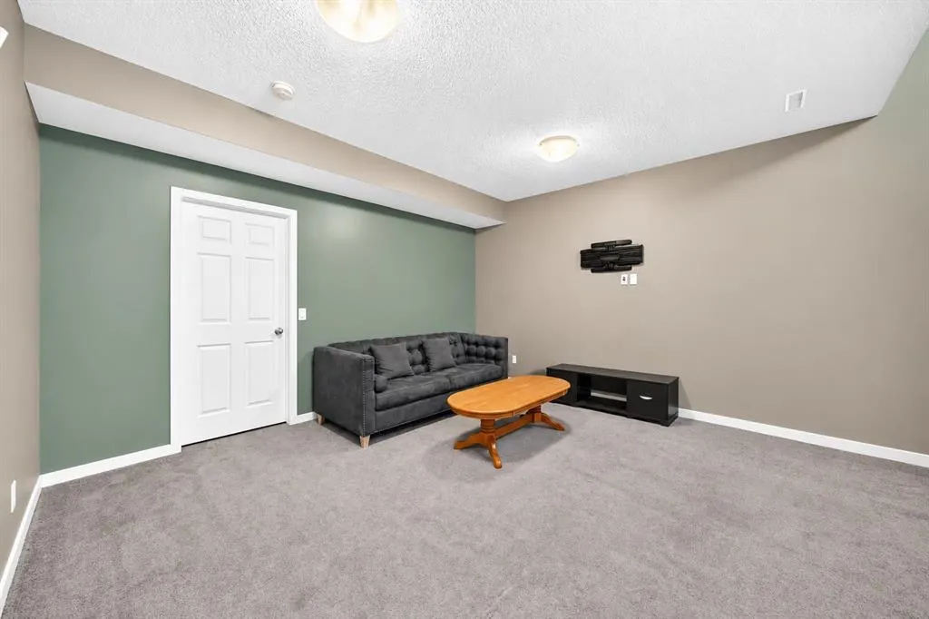 1046 New Brighton Park SE