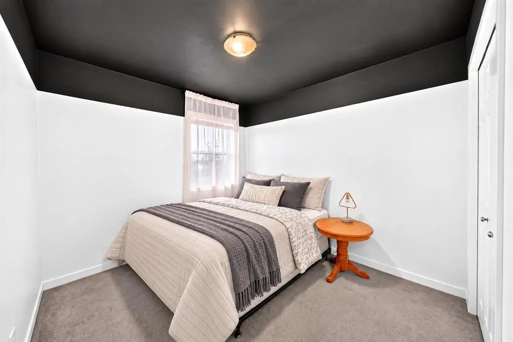 1046 New Brighton Park SE
