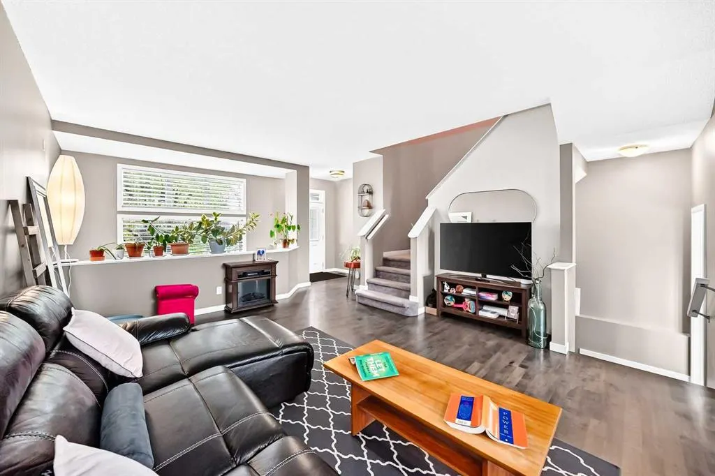 1046 New Brighton Park SE