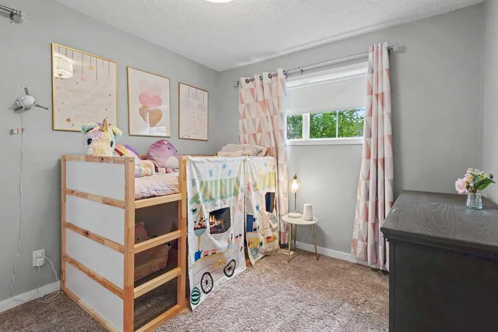 300 New Brighton Landing SE