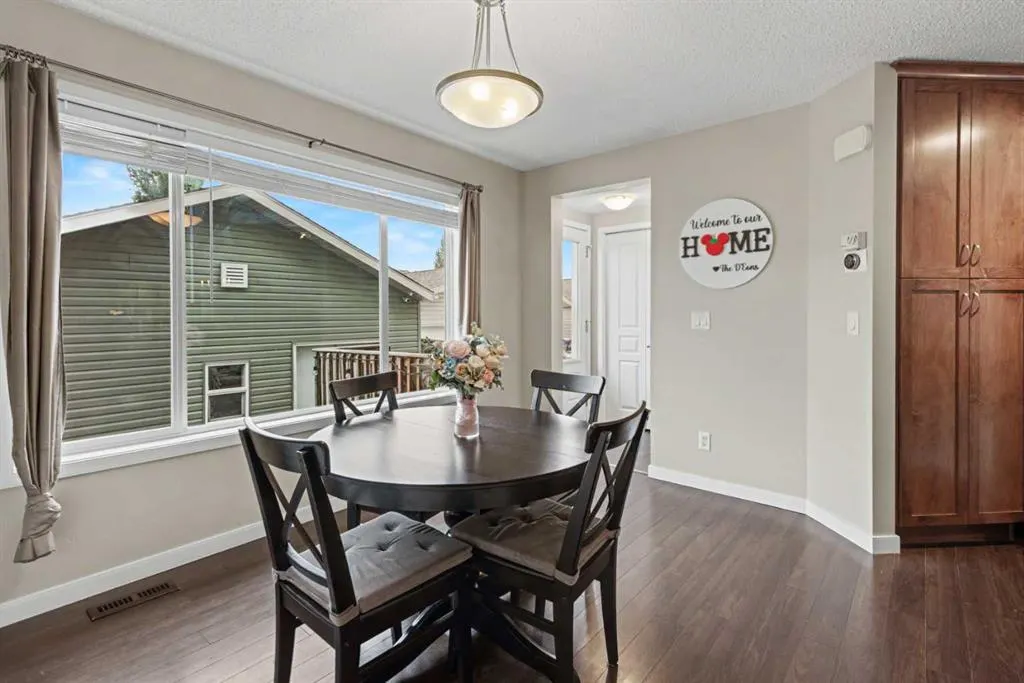 300 New Brighton Landing SE