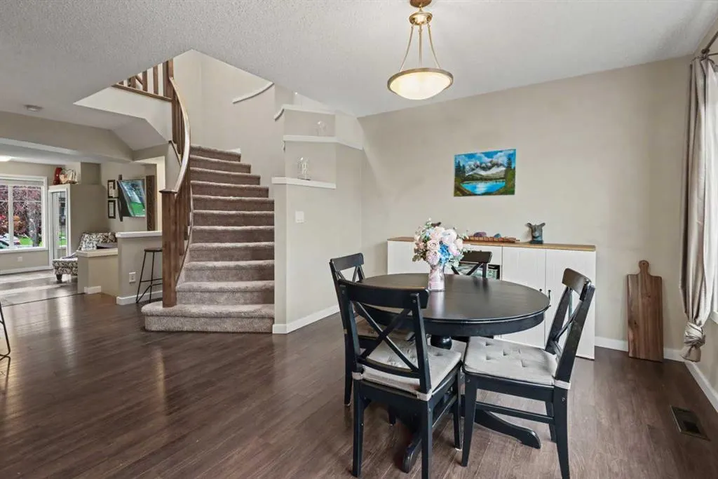 300 New Brighton Landing SE