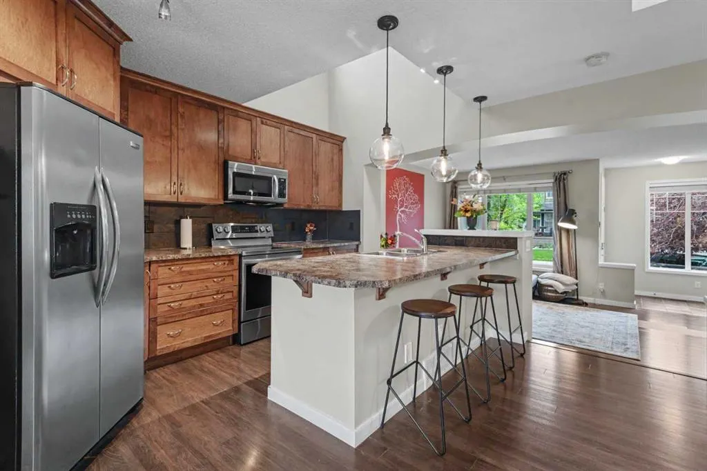 300 New Brighton Landing SE