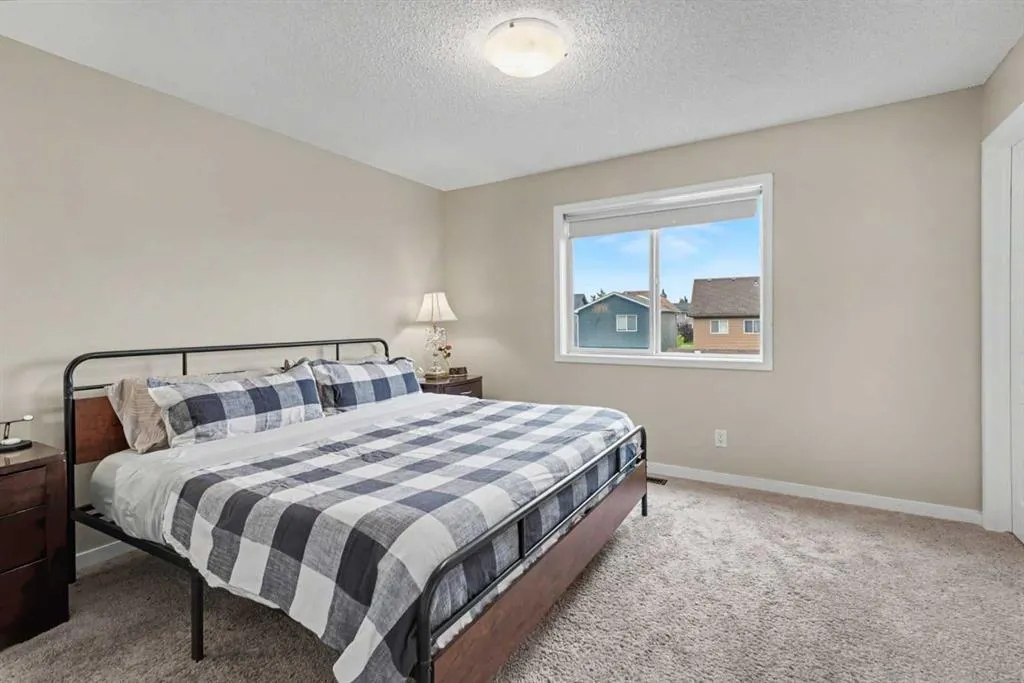 300 New Brighton Landing SE