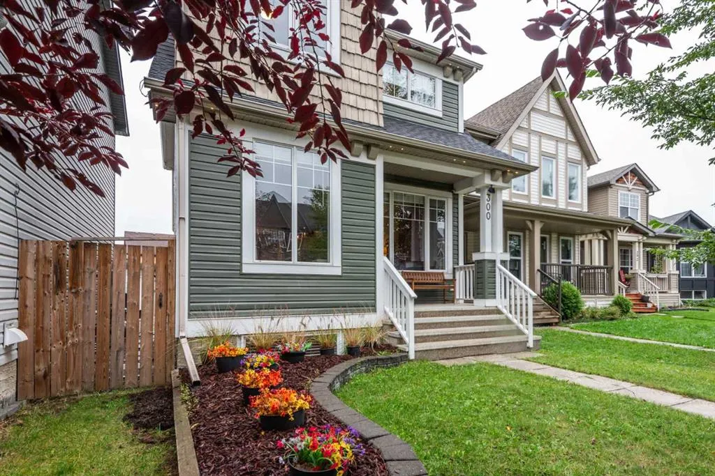 300 New Brighton Landing SE