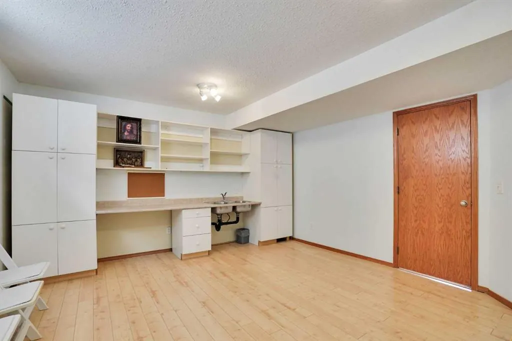 144 Hillcrest Cape