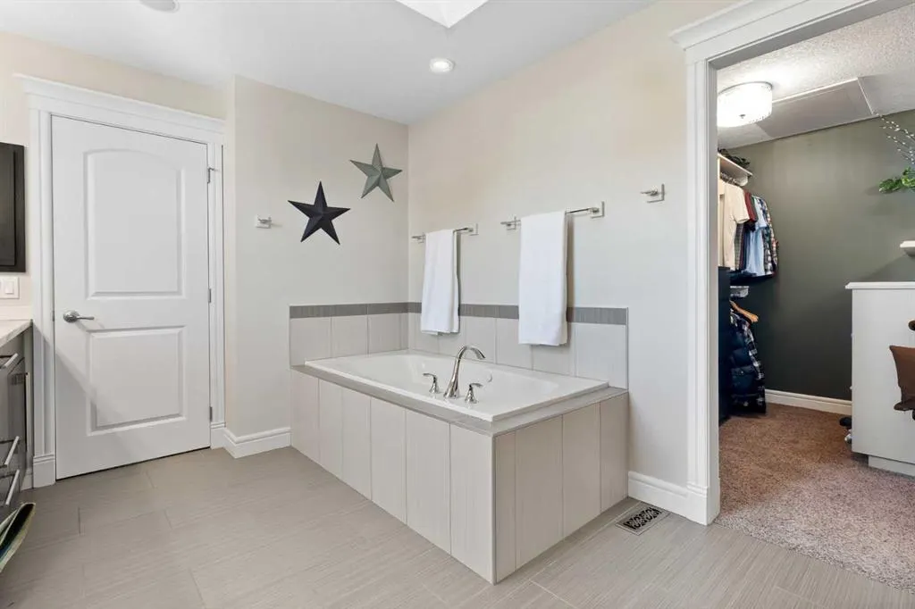 32 Ranchers Place