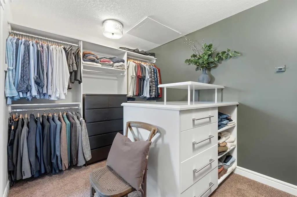 32 Ranchers Place