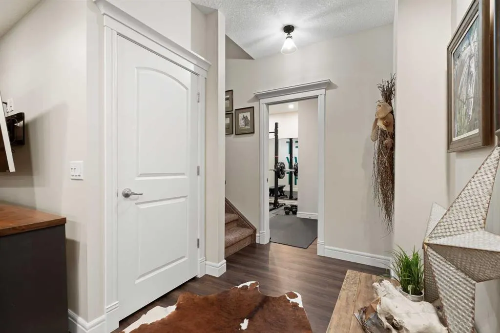 32 Ranchers Place