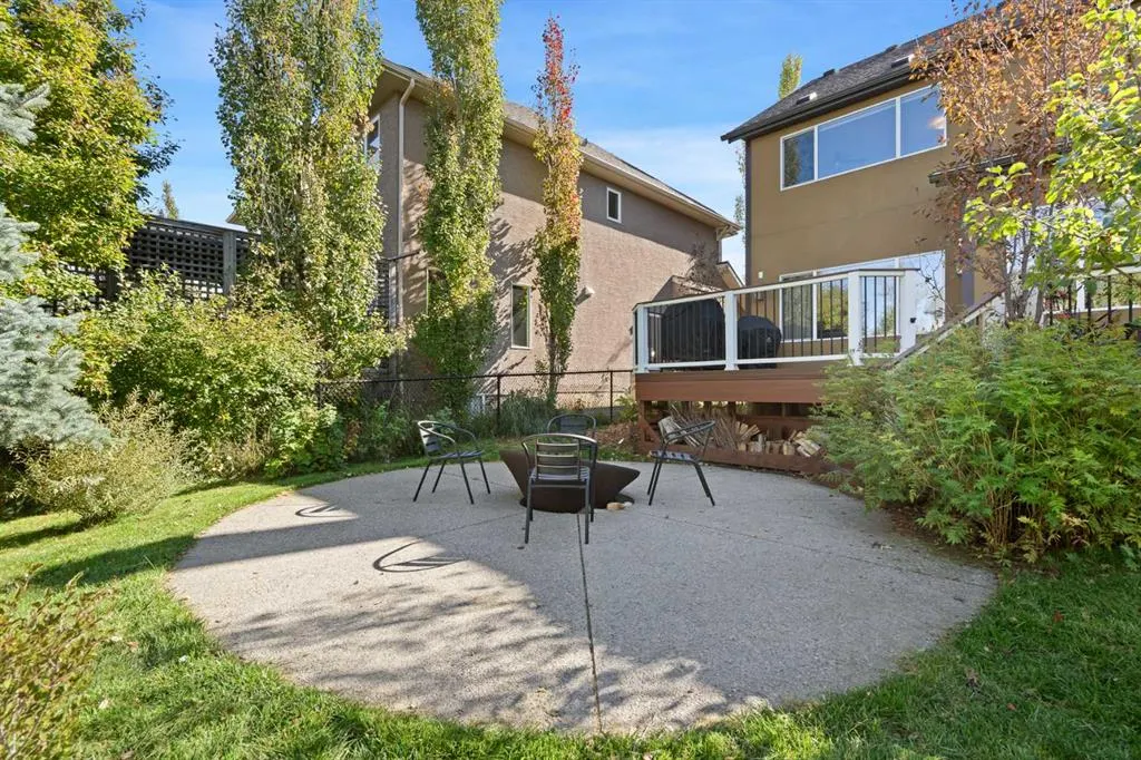 32 Ranchers Place