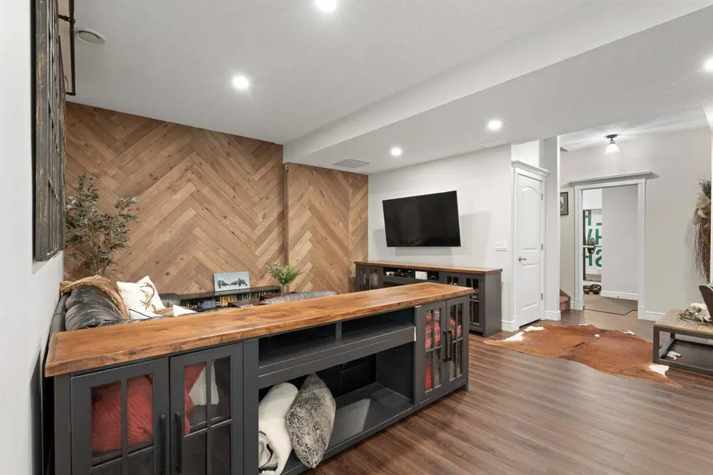 32 Ranchers Place