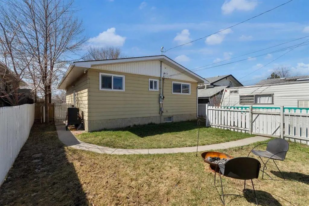 99 Dovercliffe Way SE