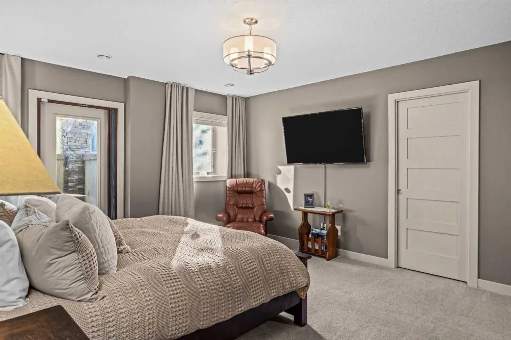 105 Stewart Creek Rise #803
