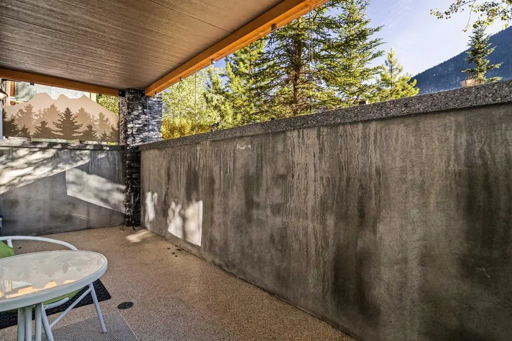 105 Stewart Creek Rise #803