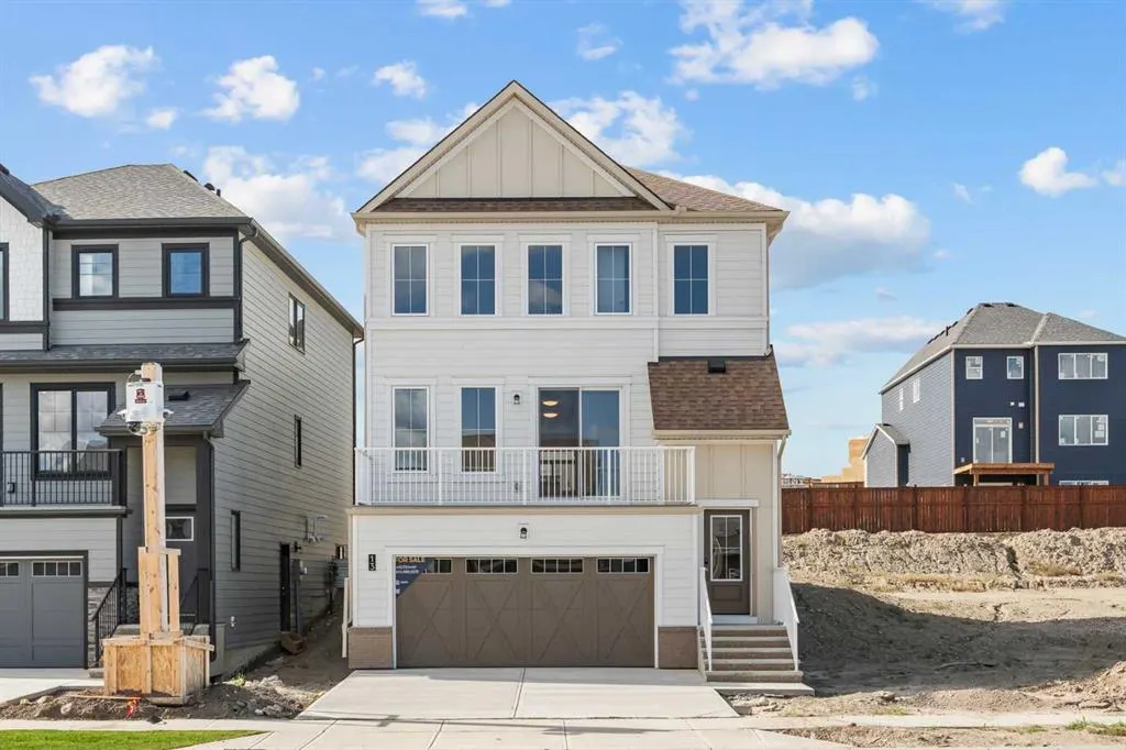 13 Wild Rose Bay SW