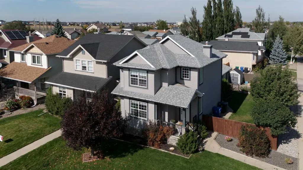 53 Peigan Court W