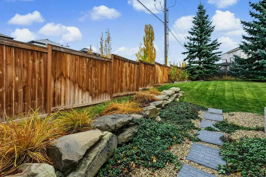 671 Tuscany Drive NW