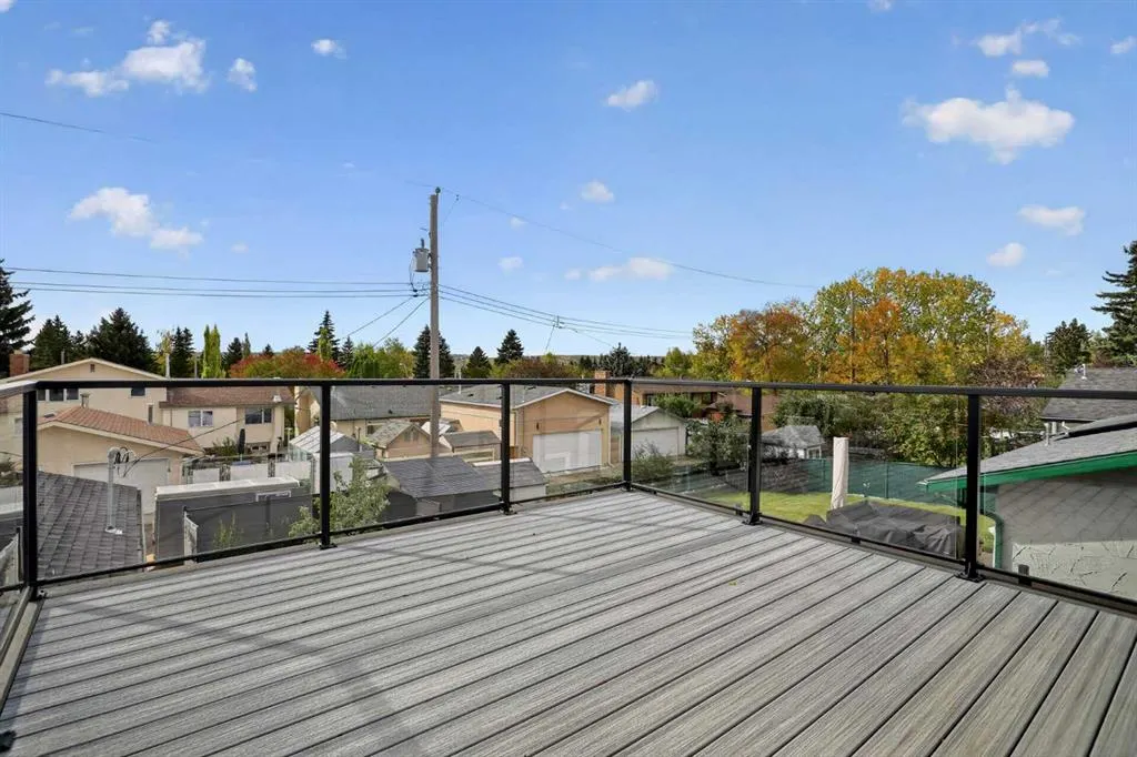 169 Silver Mead Crescent NW