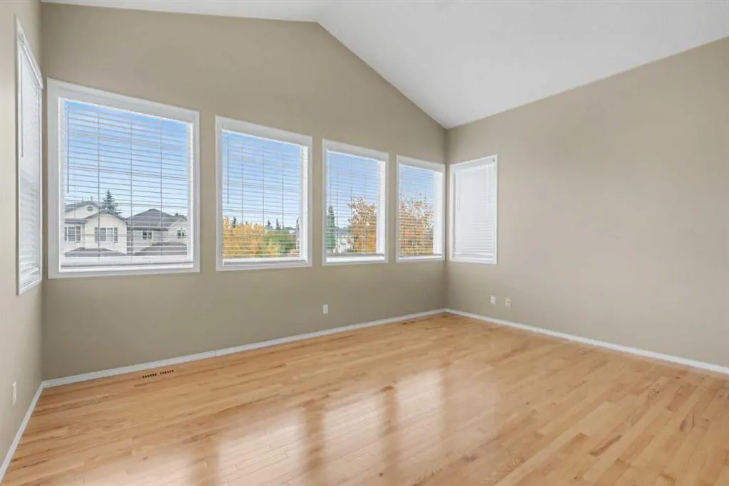 10 Cranfield Park SE