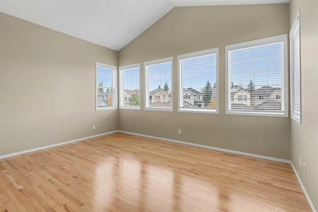 10 Cranfield Park SE