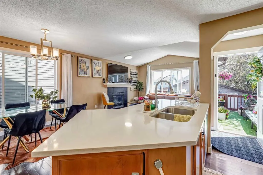 63 Everglen Rise SW