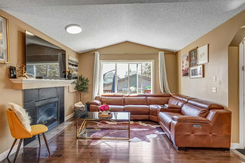 63 Everglen Rise SW