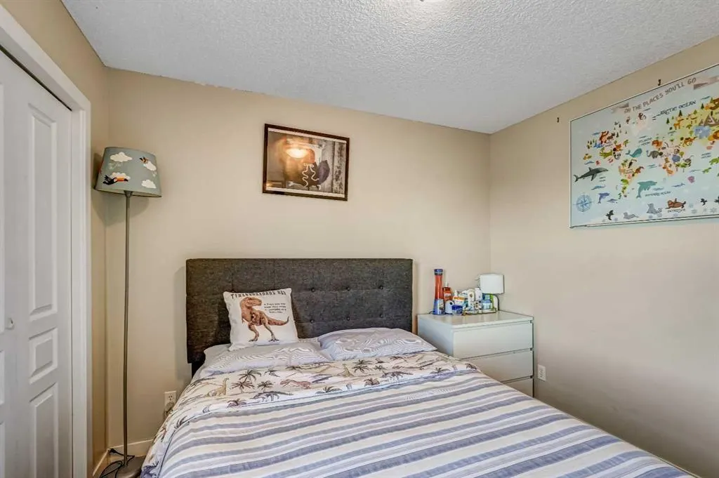 63 Everglen Rise SW