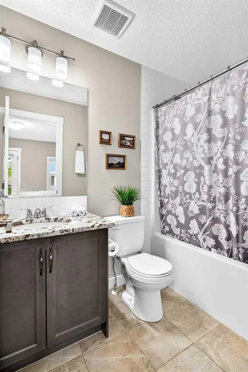 84 Seton Terrace SE