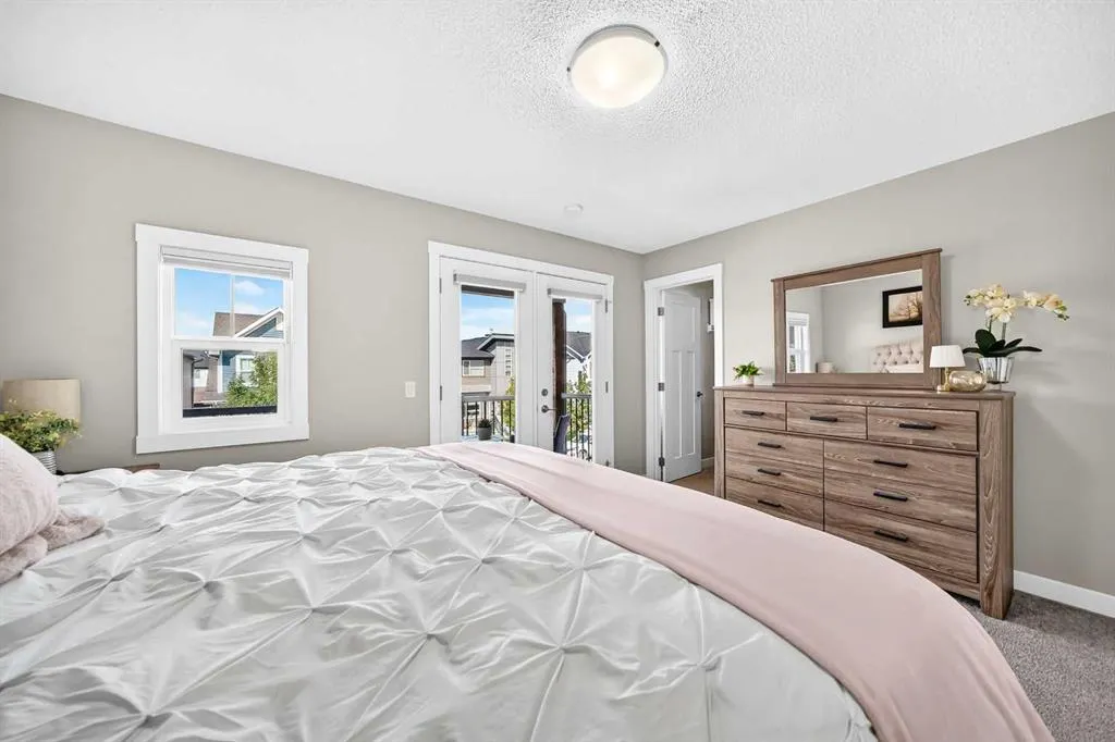 84 Seton Terrace SE