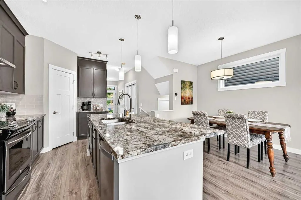 84 Seton Terrace SE