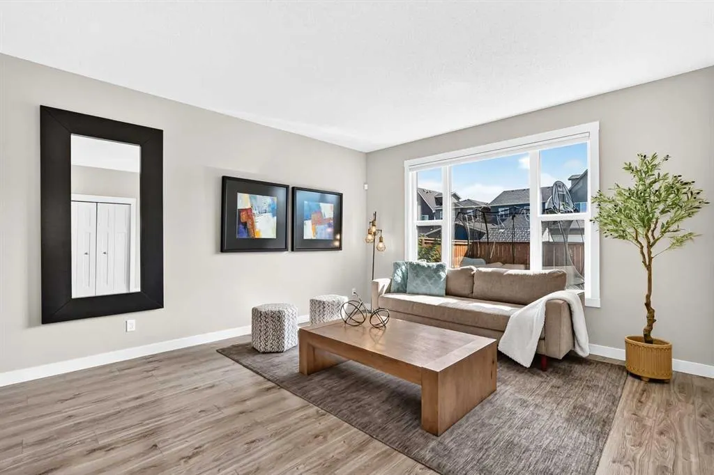 84 Seton Terrace SE