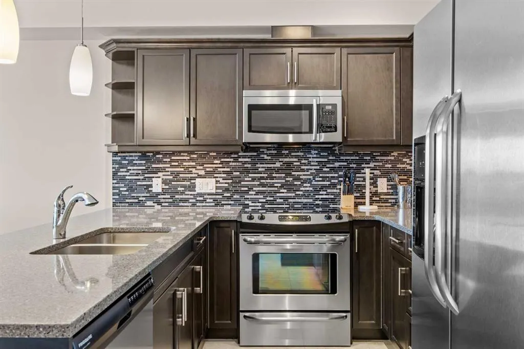 310 Mckenzie Towne Gate SE #3406