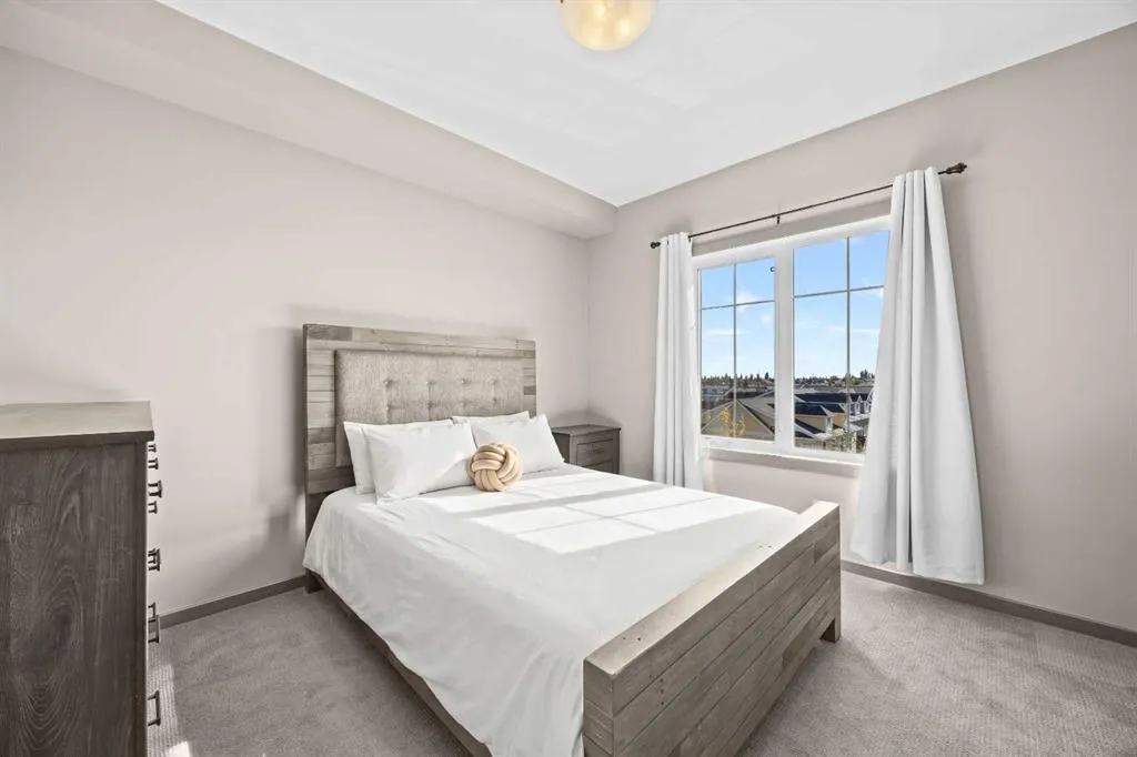 310 Mckenzie Towne Gate SE #3406