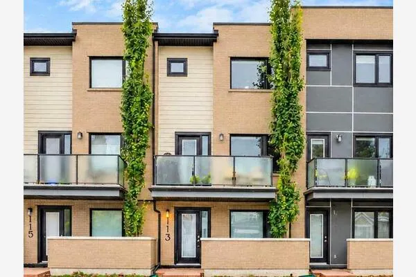 28 Mcdougall Court NE #113