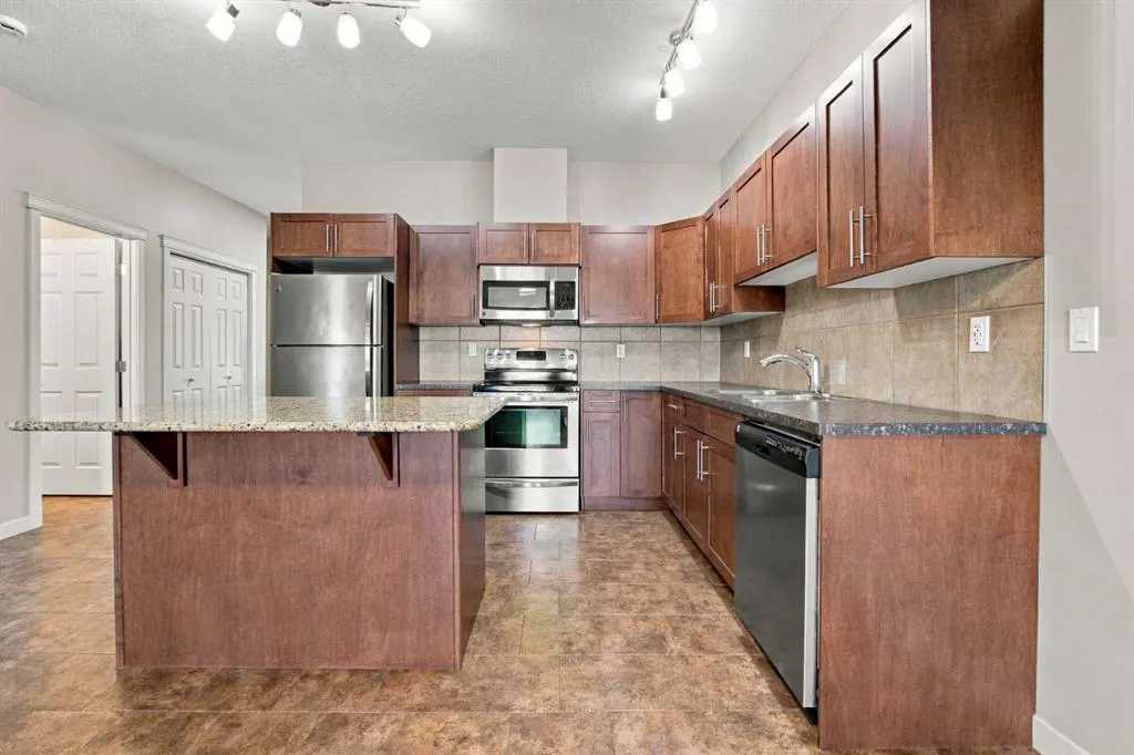 36 Sunrise Place NE