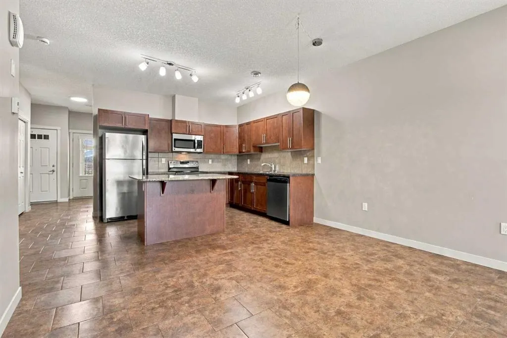36 Sunrise Place NE