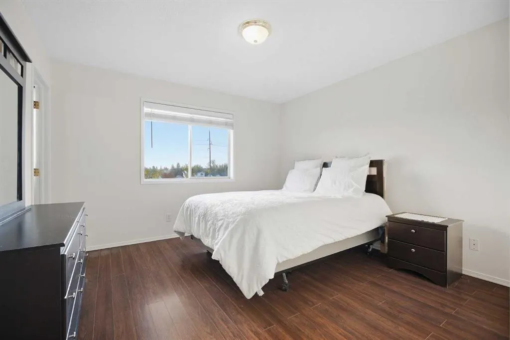 132 San Diego Green NE